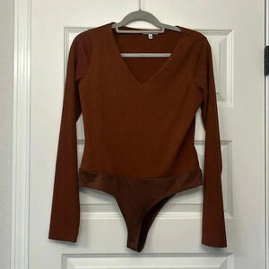 White birch ribbed v neck bodysuit rust